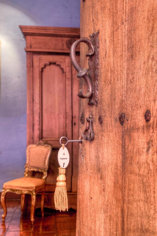 Meson Sacristia De La Compania Hotel Boutique Puebla Zimmer foto